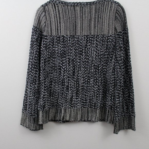 ⬇️$35 Barcelona Black & Gray Long Sleeve Sweater - Picture 10 of 12